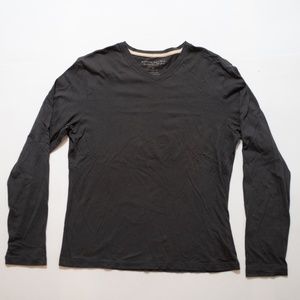 Banana Republic Fitted Vneck Tee